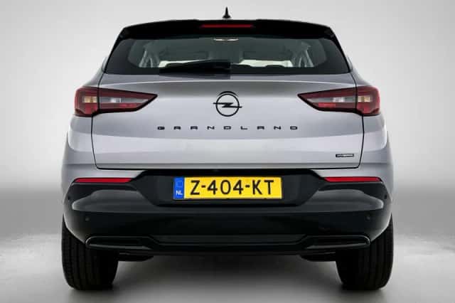 Opel Grandland (2024) thumbnail 3