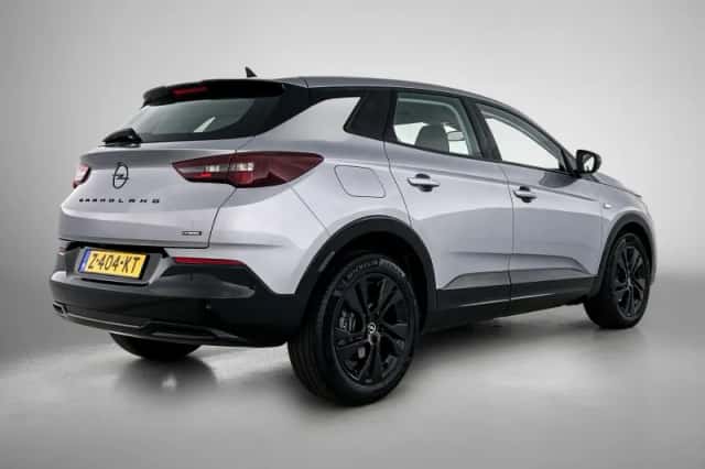 Opel Grandland (2024) thumbnail 4
