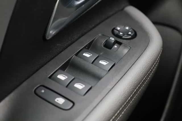 Opel Mokka (2024) thumbnail 26