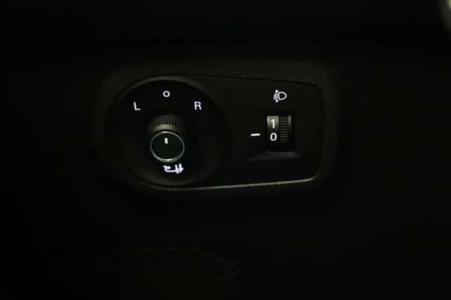 MG ZS EV (2022) thumbnail 26