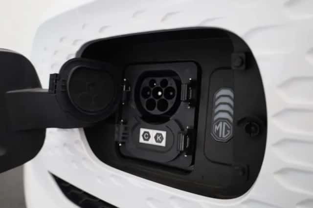 MG ZS EV (2022) thumbnail 32