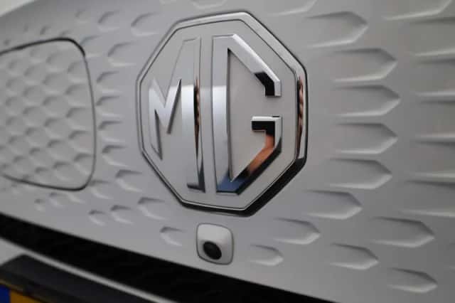 MG ZS EV (2022) thumbnail 33