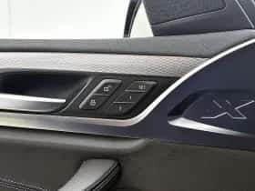 BMW X3 (2018) thumbnail 13