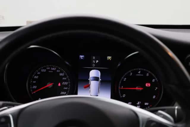 Mercedes-Benz GLC-Klasse (2019) thumbnail 8