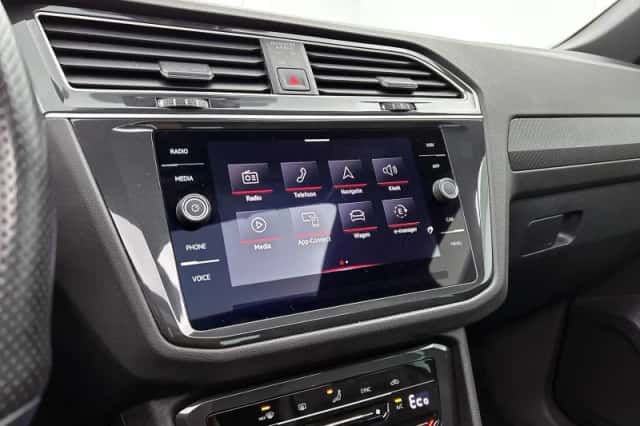 Volkswagen Tiguan (2022) thumbnail 7