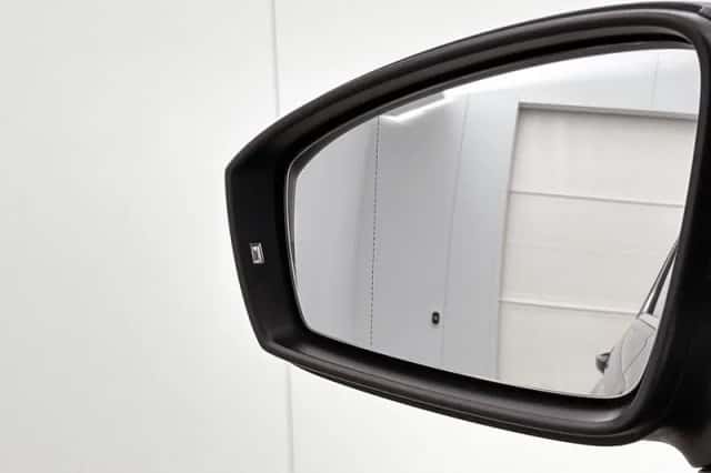Volkswagen Tiguan (2022) thumbnail 10
