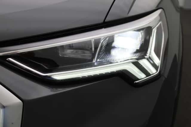 Audi Q3 (2021) thumbnail 14