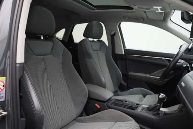 Audi Q3 (2021) thumbnail 35