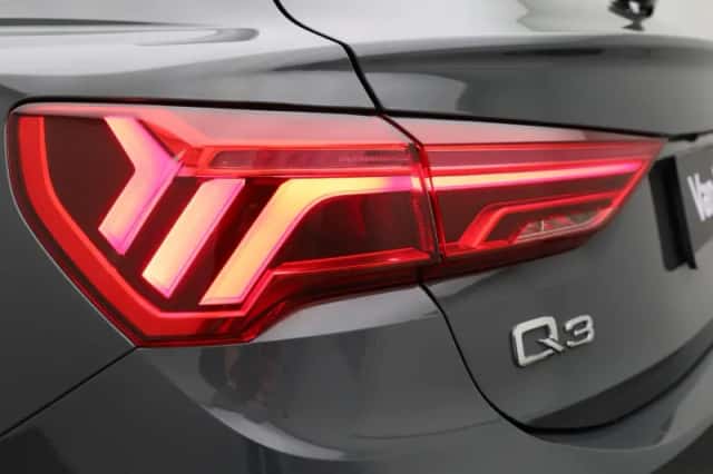 Audi Q3 (2021) thumbnail 41