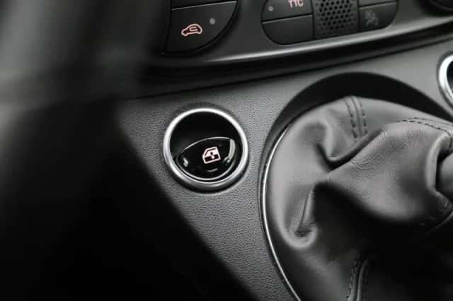 Fiat 500 (2022) thumbnail 18