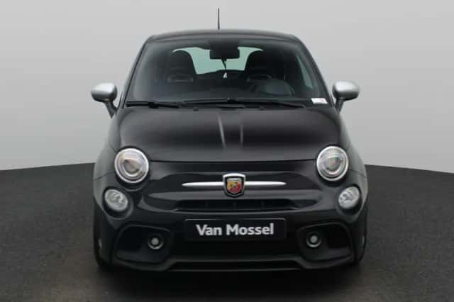 Fiat 500 (2022) thumbnail 3