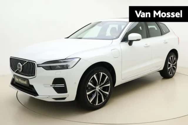 Volvo XC60 (2023) thumbnail 1