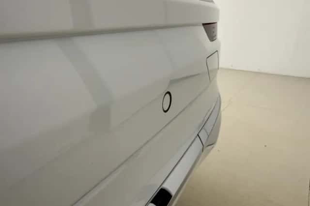 Volvo XC60 (2023) thumbnail 18