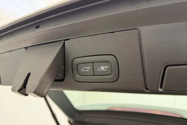 Volvo XC60 (2023) thumbnail 21