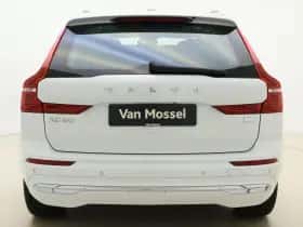 Volvo XC60 (2023) thumbnail 5