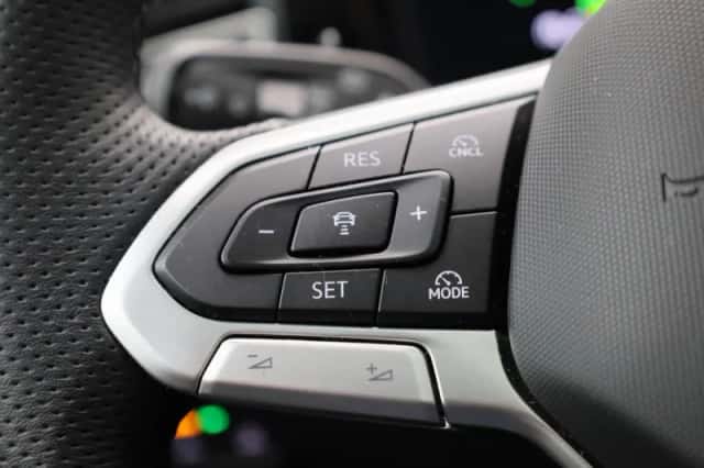 Volkswagen Tiguan (2025) thumbnail 19