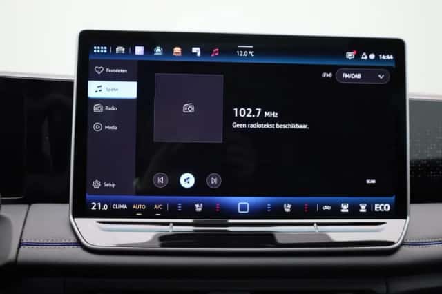 Volkswagen Tiguan (2025) thumbnail 23