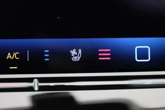 Volkswagen Tiguan (2025) thumbnail 32