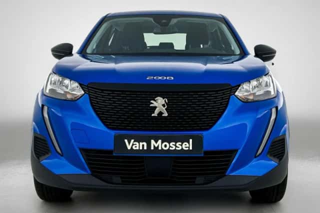 Peugeot 2008 (2022) thumbnail 5
