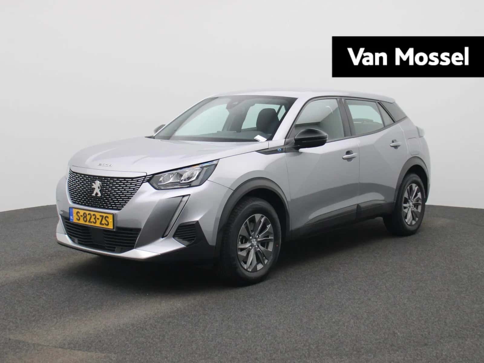 Peugeot e-2008 (2023) — foto 1