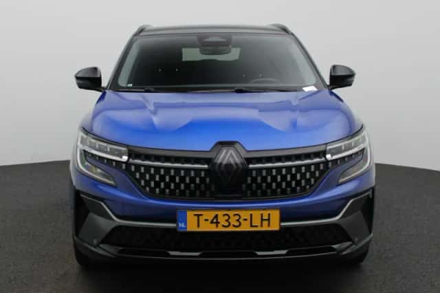 Renault Austral (2023) thumbnail 3