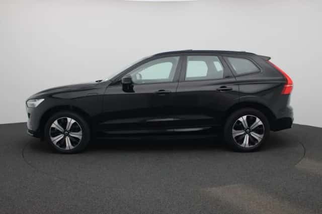 Volvo XC60 (2023) thumbnail 4