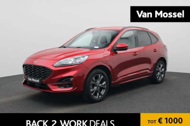Ford Kuga (2023) thumbnail 1