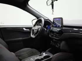 Ford Kuga (2023) thumbnail 33