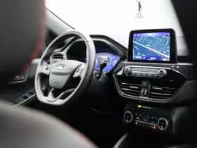 Ford Kuga (2023) thumbnail 35