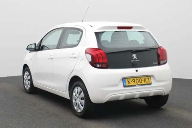Peugeot 108 (2021) thumbnail 2