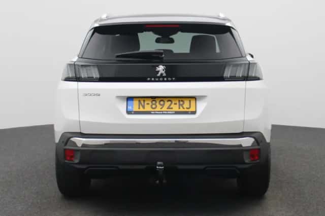 Peugeot 3008 (2022) thumbnail 5