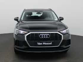 Audi Q3 (2021) thumbnail 3