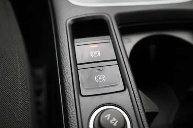 Audi Q3 (2021) thumbnail 24