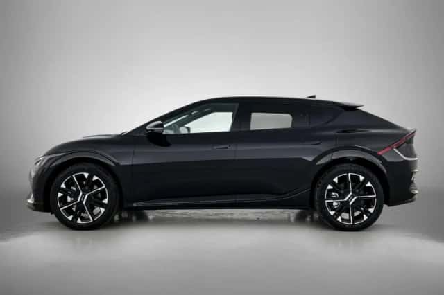 Kia EV6 (2025) thumbnail 2