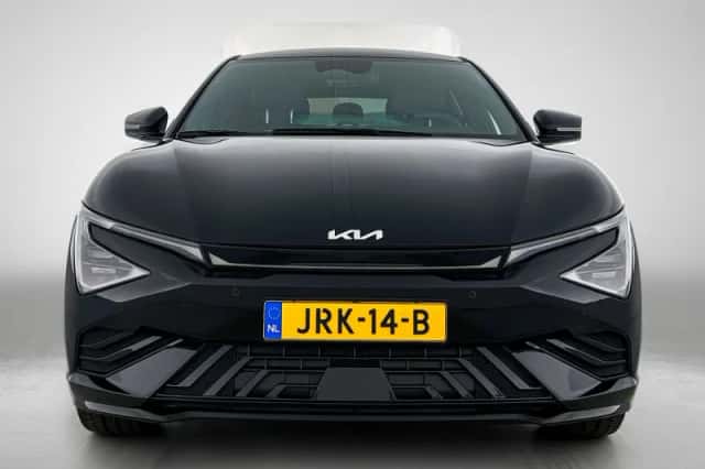 Kia EV6 (2025) thumbnail 5
