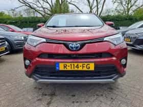 Toyota RAV4 (2018) thumbnail 5