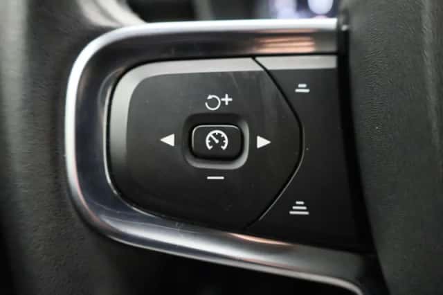 Volvo XC40 (2021) thumbnail 19