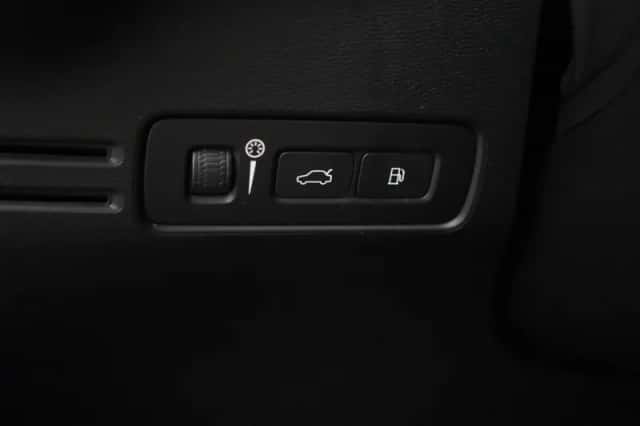 Volvo XC40 (2021) thumbnail 27