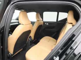 Volvo XC40 (2021) thumbnail 10