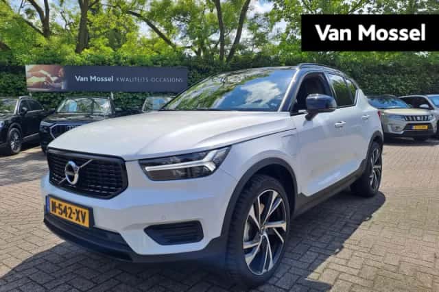 Volvo XC40 (2022) thumbnail 1
