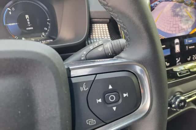 Volvo XC40 (2022) thumbnail 19