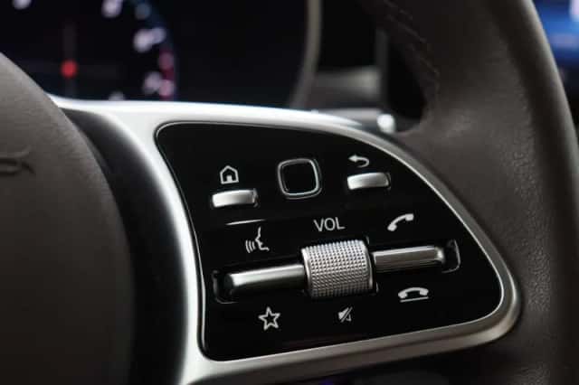 Mercedes-Benz GLC-Klasse (2020) thumbnail 24