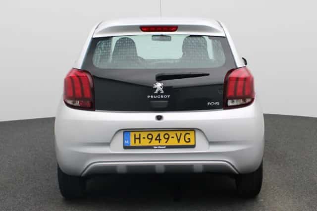 Peugeot 108 (2020) thumbnail 5