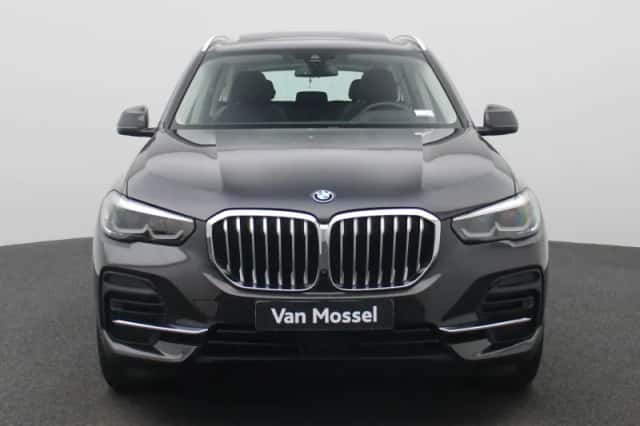 BMW X5 (2023) thumbnail 3