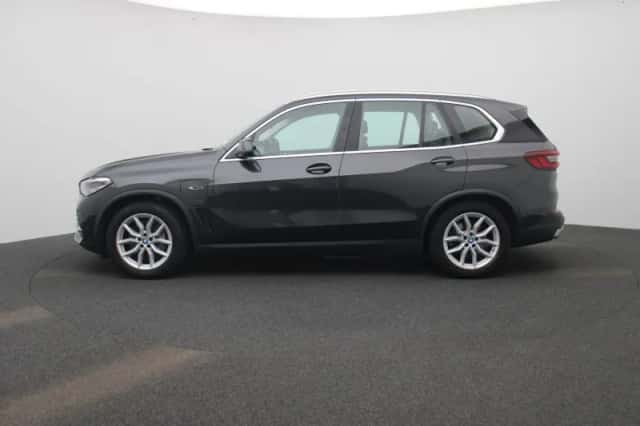 BMW X5 (2023) thumbnail 4