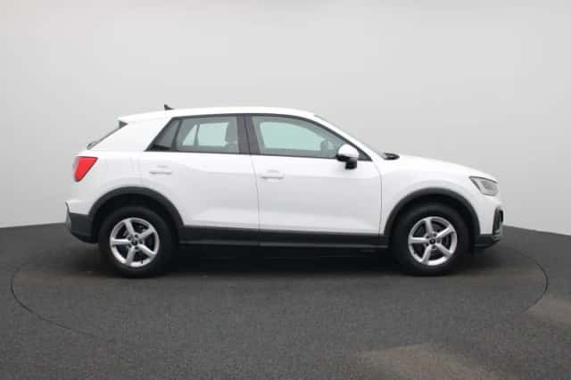 Audi Q2 (2023) thumbnail 6