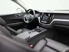 Volvo XC60 (2021) thumbnail 41
