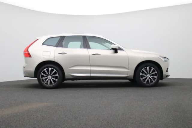 Volvo XC60 (2021) thumbnail 6