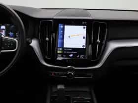 Volvo XC60 (2021) thumbnail 8
