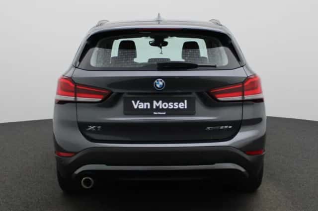 BMW X1 (2021) thumbnail 5